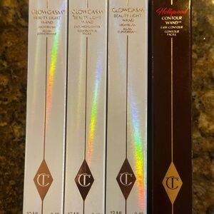 Charlotte Tilbury Set of Four Beauty Light Wands and Contour